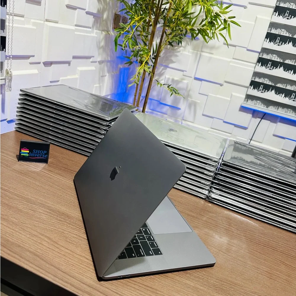 Apple MacBook with Silver Body and Black Keyboard
